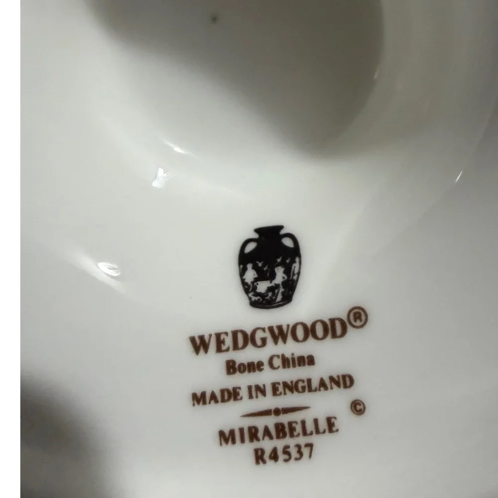 Wedgwood Mirabelle Bone China Coffee Pot R4537 Floral Gold Trim Made in England